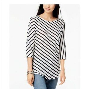 NWT Breezy Striped B&W Long Sleeve Flowy Tunic Top